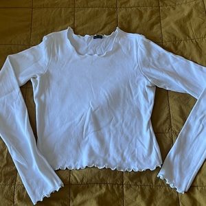 brandy melville lettuce edge white long sleeve top